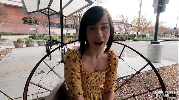 Real Teens – Short Hair Teen Gets Fucked During Porn Casting